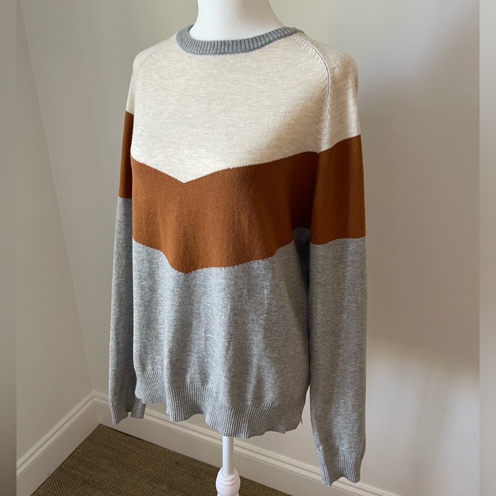 Roolee Color Block Lightweight Sweater - Size M - image 3